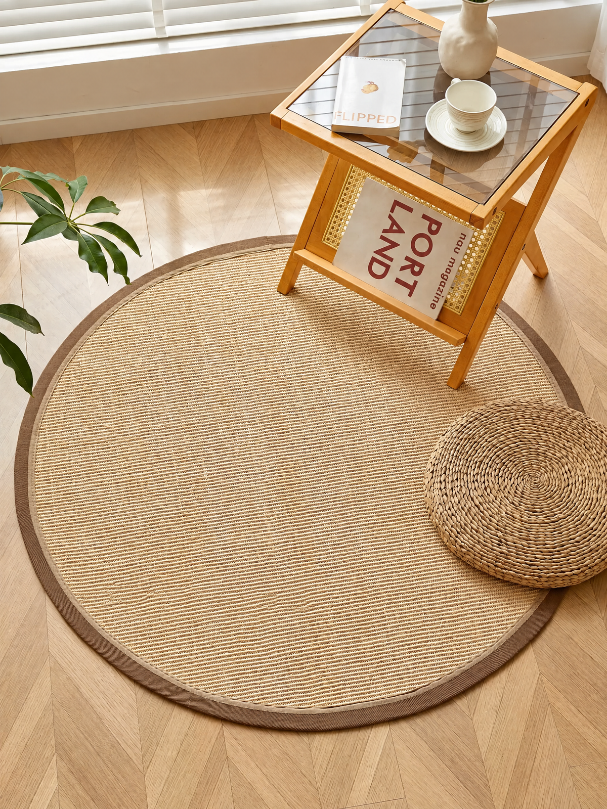 Nordic Circle Round Sisal Accent Rug, Natural Woven Coffee Table Rug with Brown Border for Living Room or Reading Nook